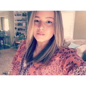 Meet your Posher, Stephanie